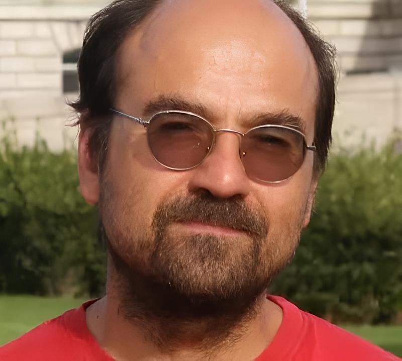 Robert M. EllisWalking the Middle Way